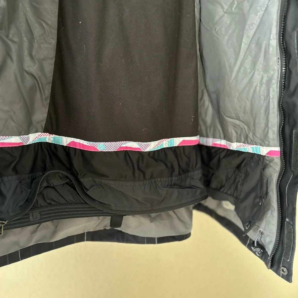 Burton Dryride Medium Black Pinstripe Ski/Snowboard Jacket Size L